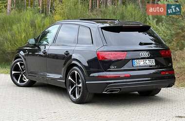 Позашляховик / Кросовер Audi Q7 2017 в  фото 41 Позашляховик / Кросовер Audi Q7 2017 в