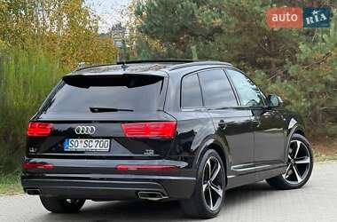 Позашляховик / Кросовер Audi Q7 2017 в  фото 54 Позашляховик / Кросовер Audi Q7 2017 в