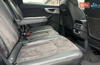 Позашляховик / Кросовер Audi Q7 2017 в  фото 64 Позашляховик / Кросовер Audi Q7 2017 в
