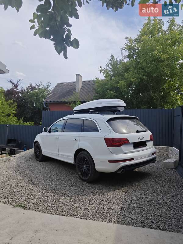 Позашляховик / Кросовер Audi Q7 2011 в Тернополі