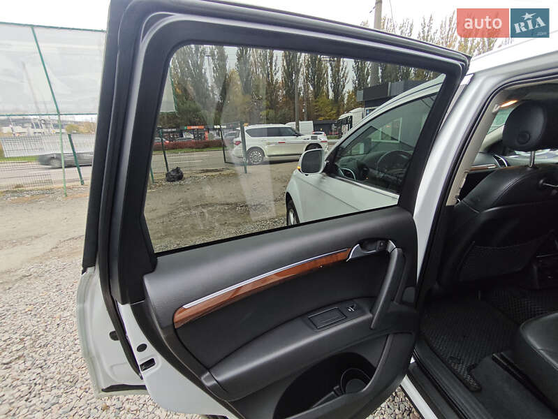Внедорожник / Кроссовер Audi Q7 2013 в Киеве фото 15 Внедорожник / Кроссовер Audi Q7 2013 в Киеве