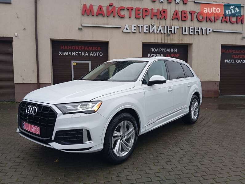 Audi Q7 2021