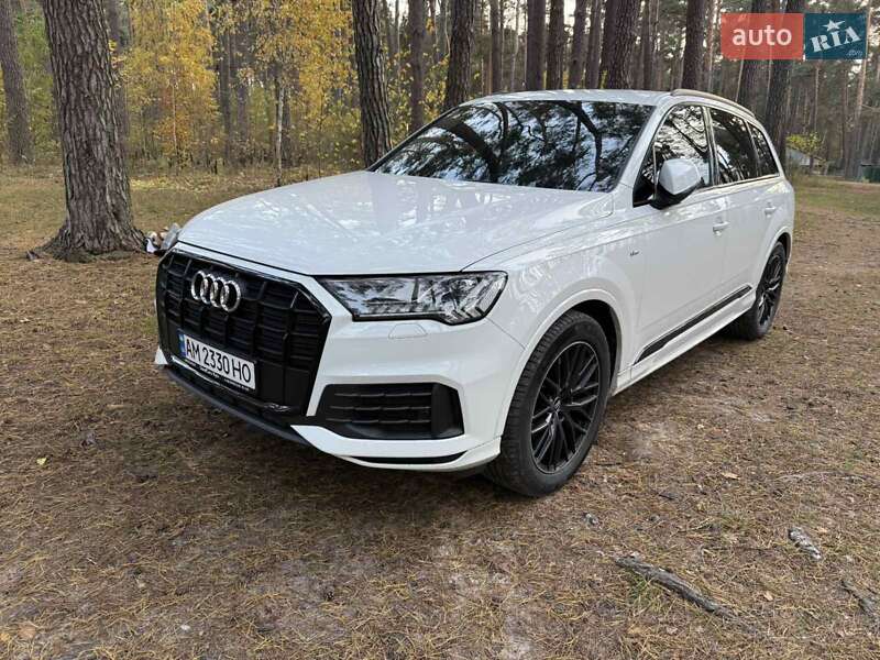 Внедорожник / Кроссовер Audi Q7 2020 в Житомире
