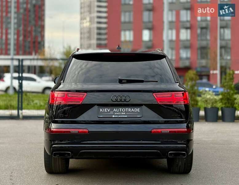 Позашляховик / Кросовер Audi Q7 2016 в Києві фото 14 Позашляховик / Кросовер Audi Q7 2016 в Києві