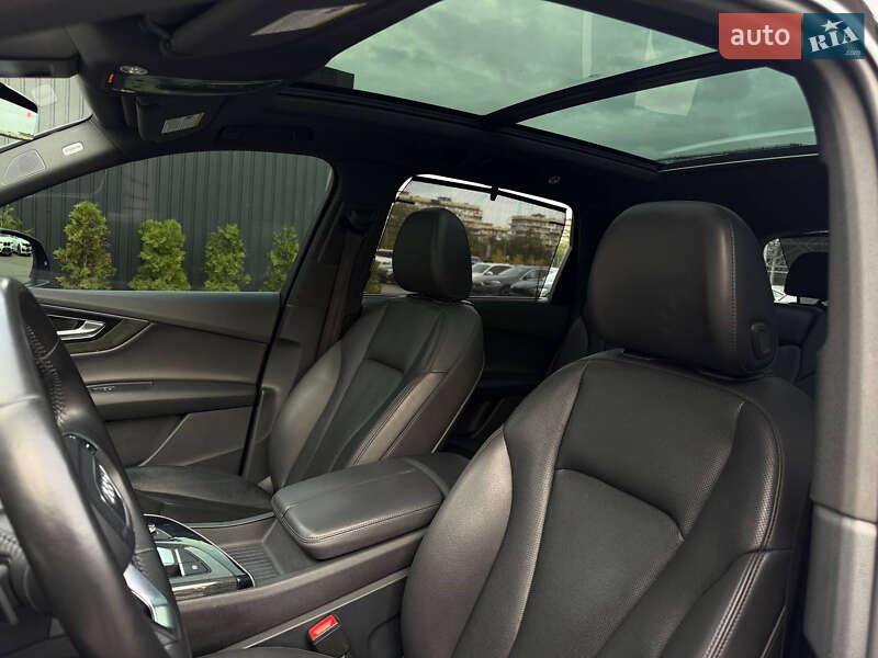 Позашляховик / Кросовер Audi Q7 2016 в Києві фото 37 Позашляховик / Кросовер Audi Q7 2016 в Києві