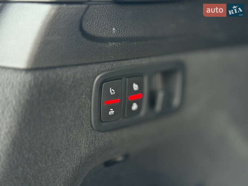 Позашляховик / Кросовер Audi Q7 2016 в Києві фото 53 Позашляховик / Кросовер Audi Q7 2016 в Києві