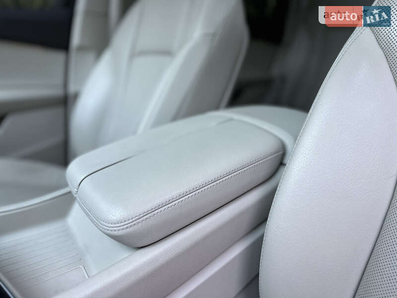 Позашляховик / Кросовер Audi Q7 2016 в Львові