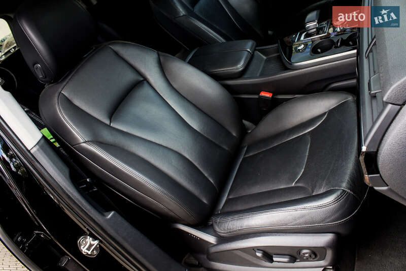 Позашляховик / Кросовер Audi Q7 2017 в Львові