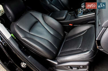 Позашляховик / Кросовер Audi Q7 2017 в  фото 60 Позашляховик / Кросовер Audi Q7 2017 в