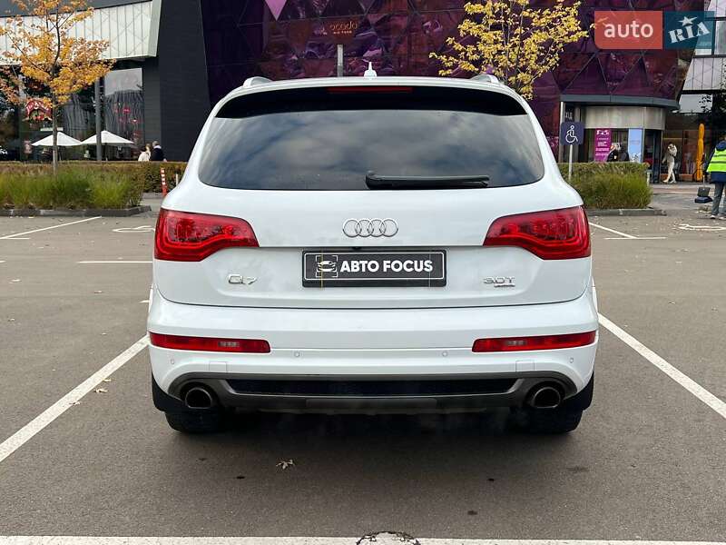 Внедорожник / Кроссовер Audi Q7 2013 в Киеве