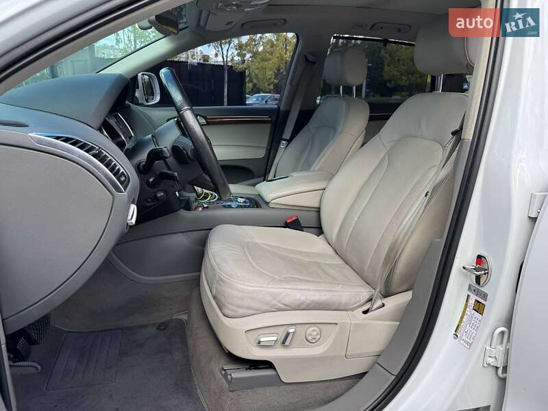 Внедорожник / Кроссовер Audi Q7 2013 в Киеве