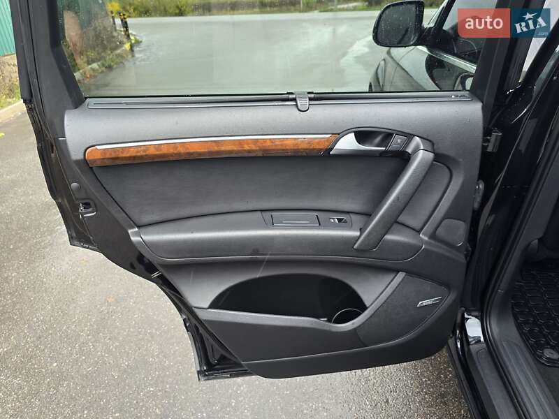 Внедорожник / Кроссовер Audi Q7 2013 в Киеве фото 26 Внедорожник / Кроссовер Audi Q7 2013 в Киеве