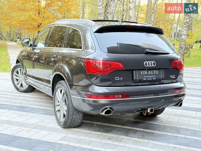 Позашляховик / Кросовер Audi Q7 2014 в Тернополі