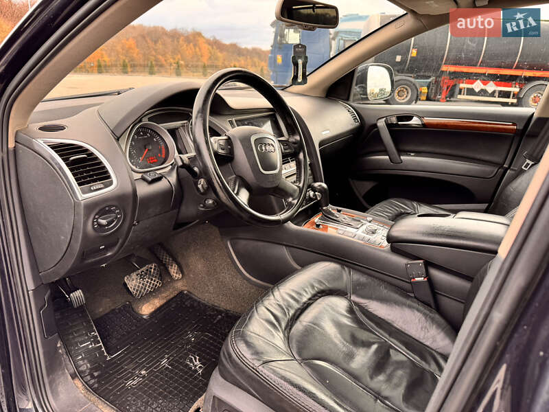 Позашляховик / Кросовер Audi Q7 2006 в Вінниці