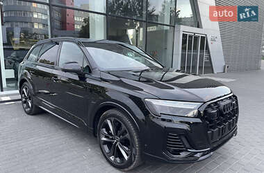 Внедорожник / Кроссовер Audi Q7 2024 в Ужгороде