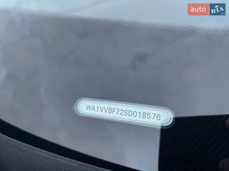 Позашляховик / Кросовер Audi Q7 2024 в Ужгороді