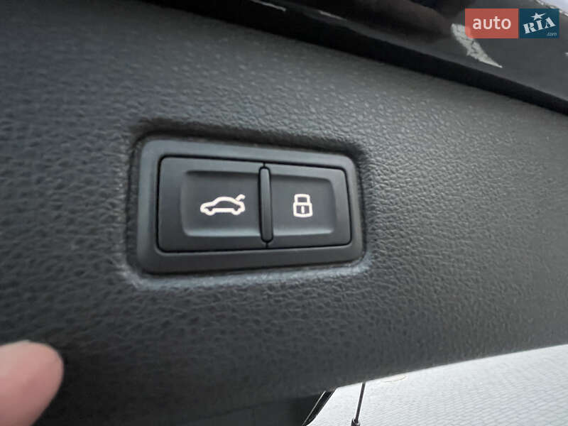 Позашляховик / Кросовер Audi Q7 2024 в Ужгороді