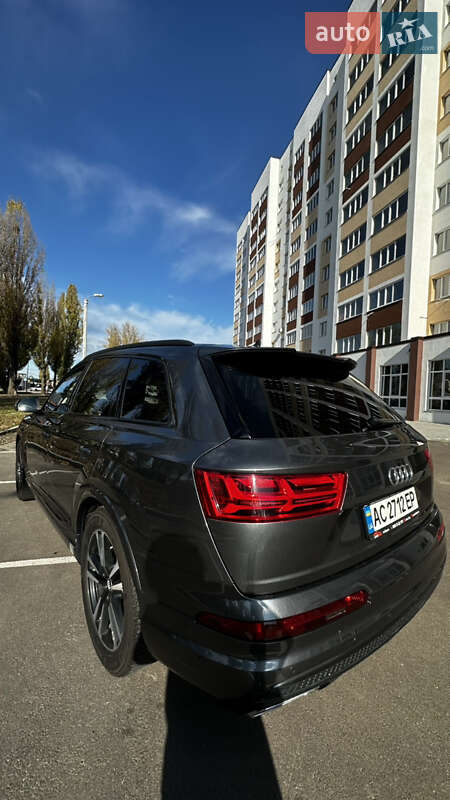 Позашляховик / Кросовер Audi Q7 2017 в Києві фото 4 Позашляховик / Кросовер Audi Q7 2017 в Києві