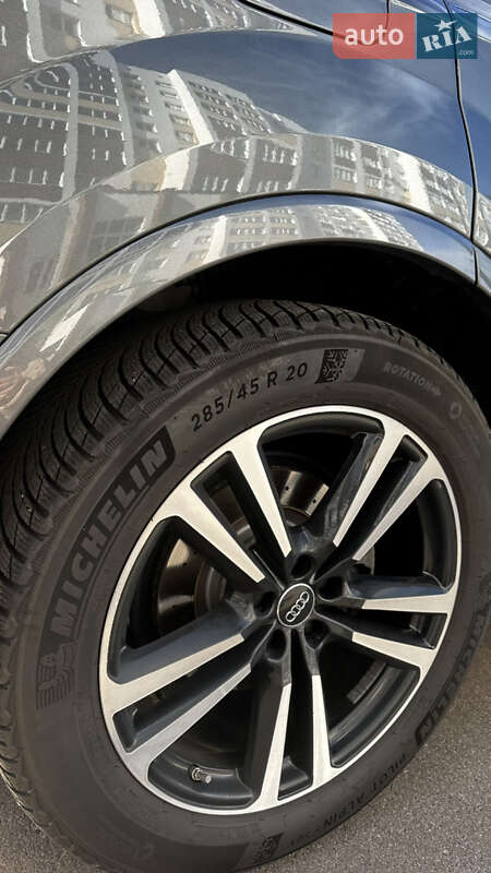 Позашляховик / Кросовер Audi Q7 2017 в Києві фото 20 Позашляховик / Кросовер Audi Q7 2017 в Києві