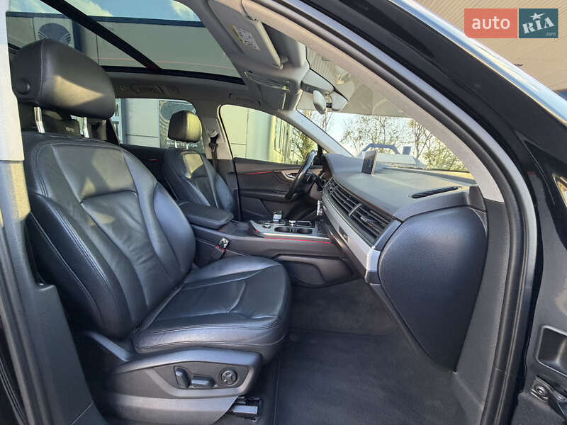 Позашляховик / Кросовер Audi Q7 2015 в Запоріжжі фото 19 Позашляховик / Кросовер Audi Q7 2015 в Запоріжжі