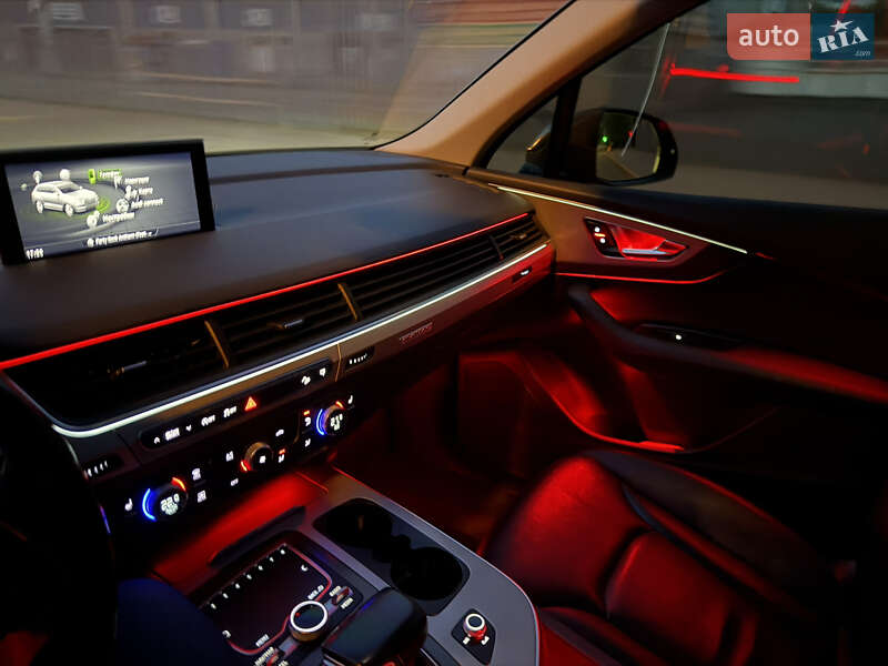 Позашляховик / Кросовер Audi Q7 2015 в Запоріжжі фото 29 Позашляховик / Кросовер Audi Q7 2015 в Запоріжжі