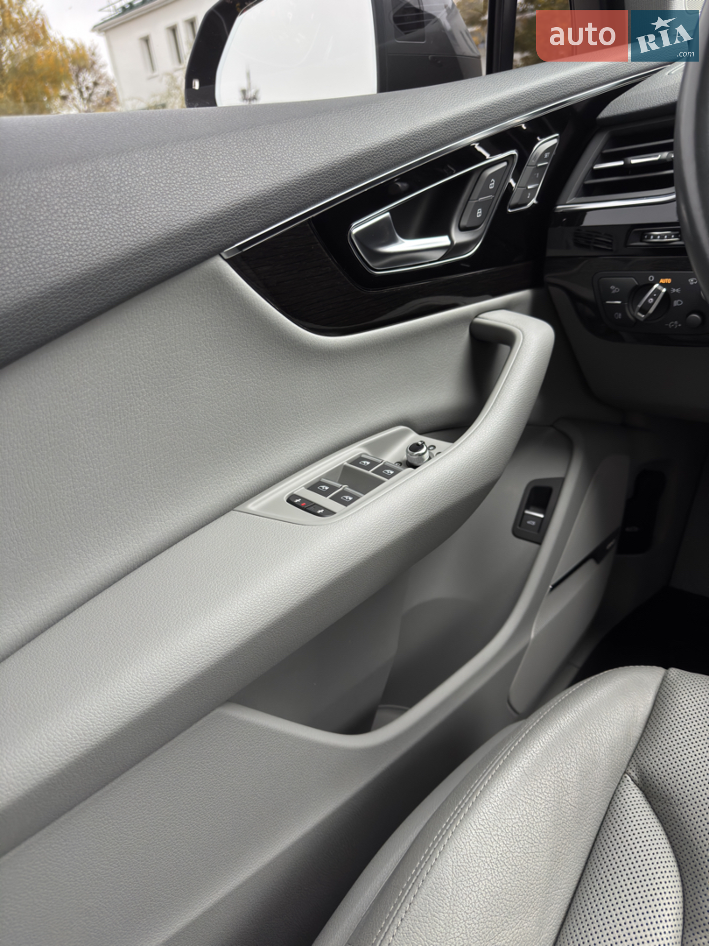 2019 Audi Q7 - мініатюра 9