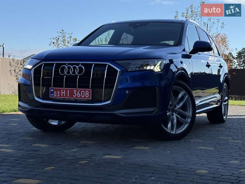 Внедорожник / Кроссовер Audi Q7 2021 в Киеве