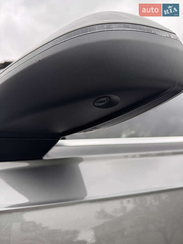 Внедорожник / Кроссовер Audi Q7 2017 в Богородчанах