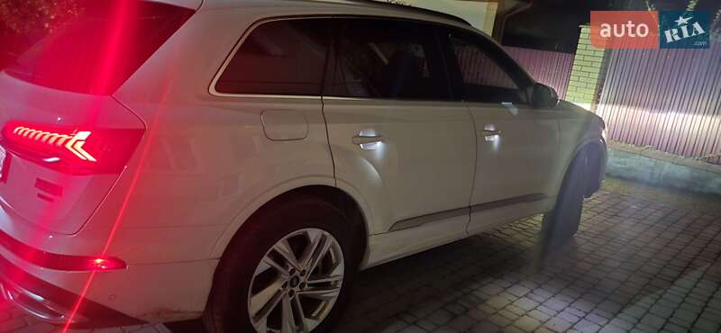 Внедорожник / Кроссовер Audi Q7 2021 в Львове
