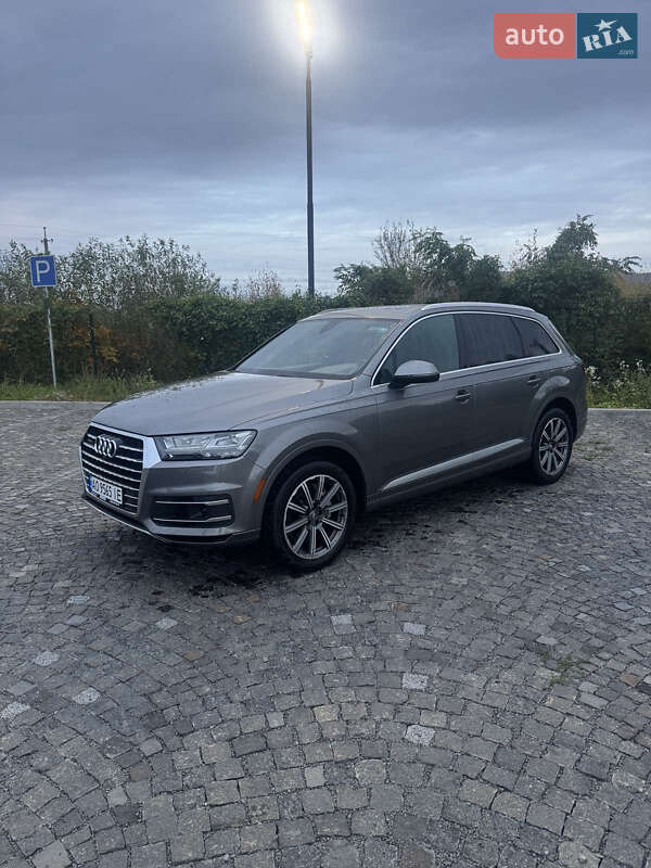 Позашляховик / Кросовер Audi Q7 2017 в Мукачевому фото 3 Позашляховик / Кросовер Audi Q7 2017 в Мукачевому