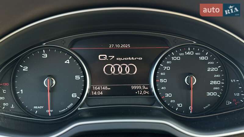 Позашляховик / Кросовер Audi Q7 2016 в Києві