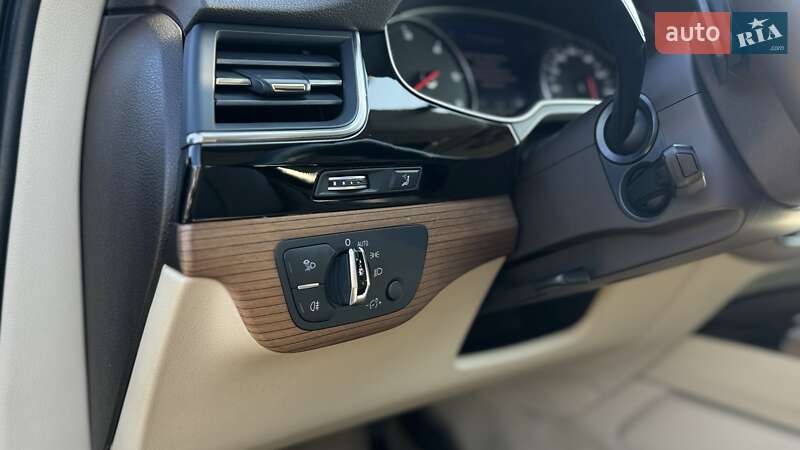 Позашляховик / Кросовер Audi Q7 2016 в Києві