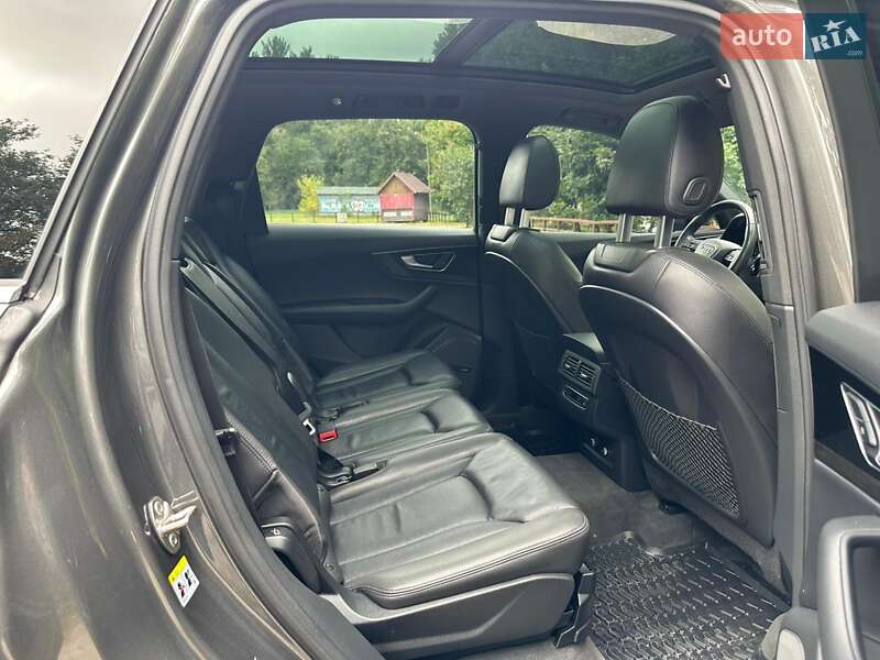 Позашляховик / Кросовер Audi Q7 2018 в Сумах