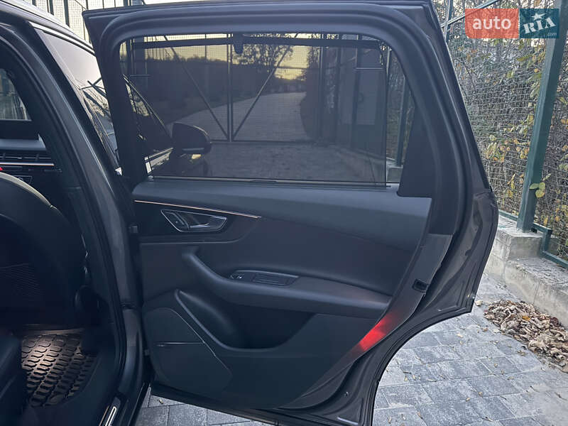 Позашляховик / Кросовер Audi Q7 2017 в Львові фото 33 Позашляховик / Кросовер Audi Q7 2017 в Львові