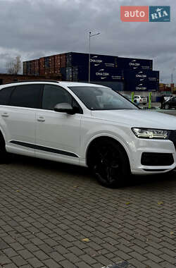 Внедорожник / Кроссовер Audi Q7 2018 в Тернополе