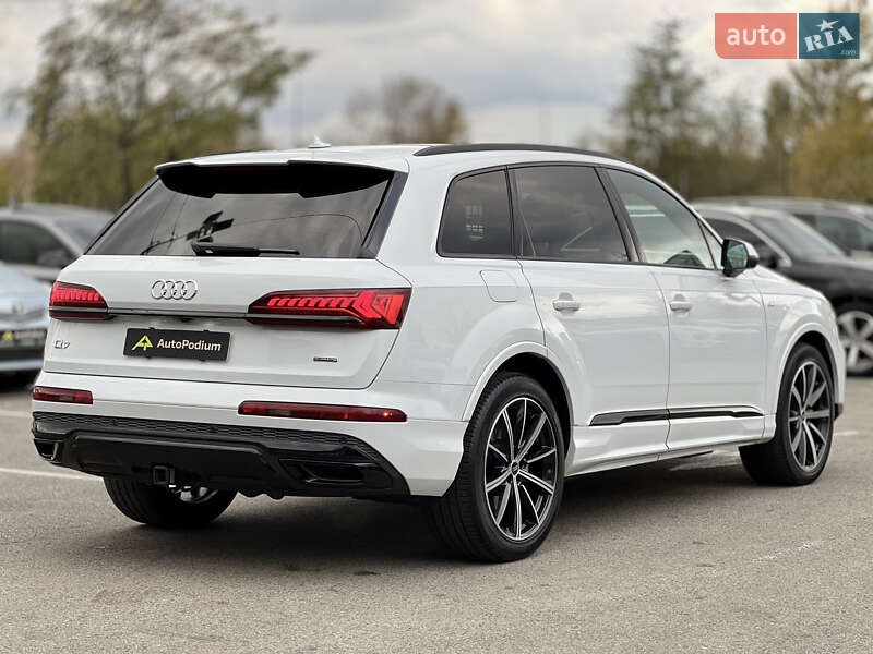 Внедорожник / Кроссовер Audi Q7 2022 в Киеве фото 10 Внедорожник / Кроссовер Audi Q7 2022 в Киеве