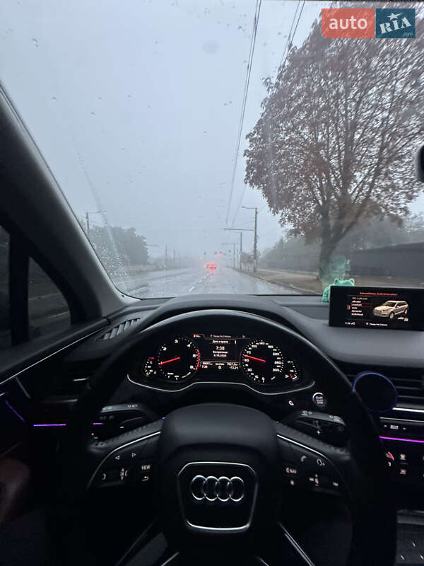 Внедорожник / Кроссовер Audi Q7 2016 в Житомире