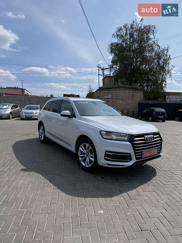 Позашляховик / Кросовер Audi Q7 2017 в Рівному фото 7 Позашляховик / Кросовер Audi Q7 2017 в Рівному