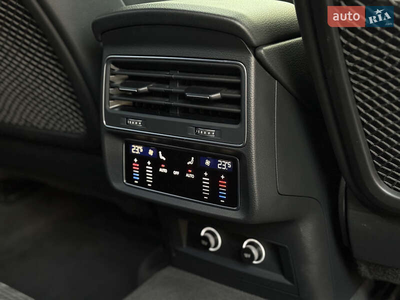 Внедорожник / Кроссовер Audi Q7 2020 в Тернополе фото 44 Внедорожник / Кроссовер Audi Q7 2020 в Тернополе