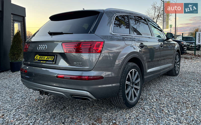 Внедорожник / Кроссовер Audi Q7 2017 в Коломые