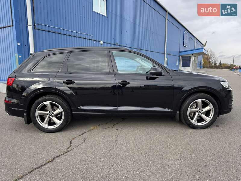 Внедорожник / Кроссовер Audi Q7 2017 в Харькове фото 10 Внедорожник / Кроссовер Audi Q7 2017 в Харькове