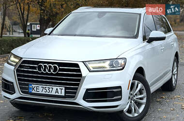 Позашляховик / Кросовер Audi Q7 2018 в Кам'янському