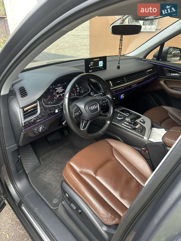 Внедорожник / Кроссовер Audi Q7 2016 в Житомире