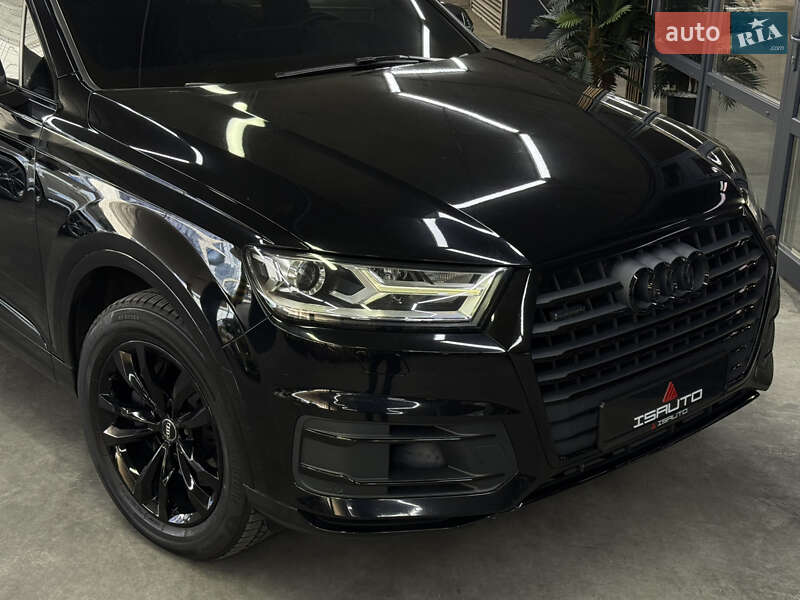 Позашляховик / Кросовер Audi Q7 2017 в Одесі