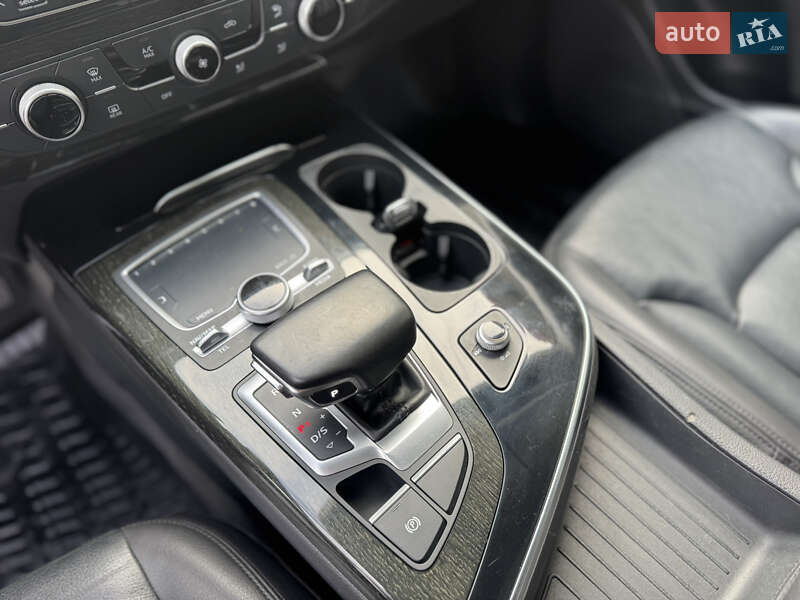 Внедорожник / Кроссовер Audi Q7 2016 в Луцке фото 27 Внедорожник / Кроссовер Audi Q7 2016 в Луцке
