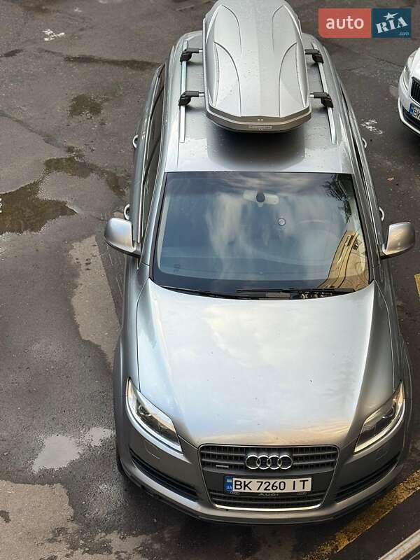 Позашляховик / Кросовер Audi Q7 2006 в Вараші фото Позашляховик / Кросовер Audi Q7 2006 в Вараші