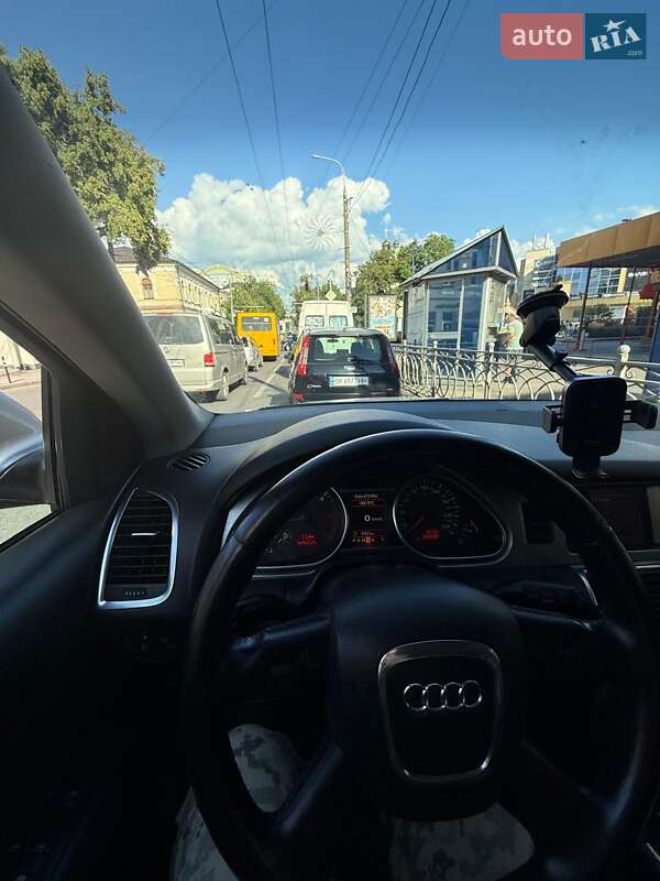 Позашляховик / Кросовер Audi Q7 2006 в Вараші фото 5 Позашляховик / Кросовер Audi Q7 2006 в Вараші