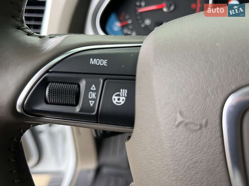 Позашляховик / Кросовер Audi Q7 2012 в Дніпрі