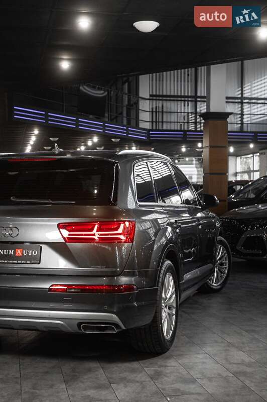 Позашляховик / Кросовер Audi Q7 2015 в Одесі фото 9 Позашляховик / Кросовер Audi Q7 2015 в Одесі