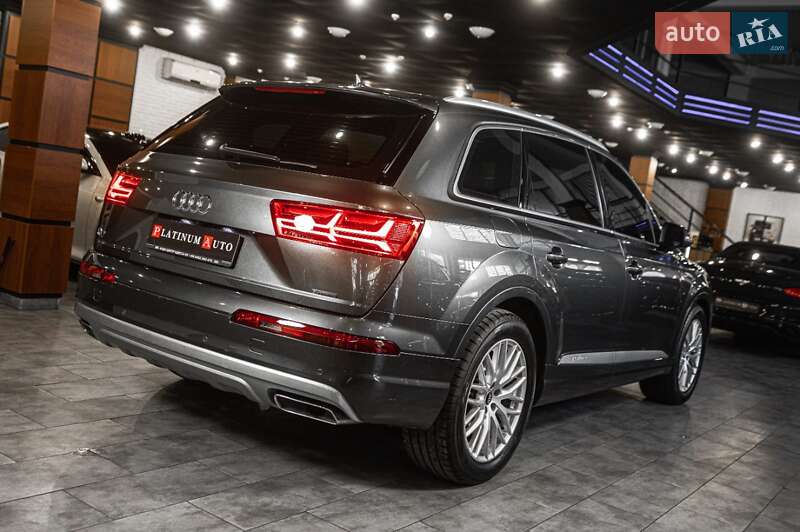 Позашляховик / Кросовер Audi Q7 2015 в Одесі фото 56 Позашляховик / Кросовер Audi Q7 2015 в Одесі